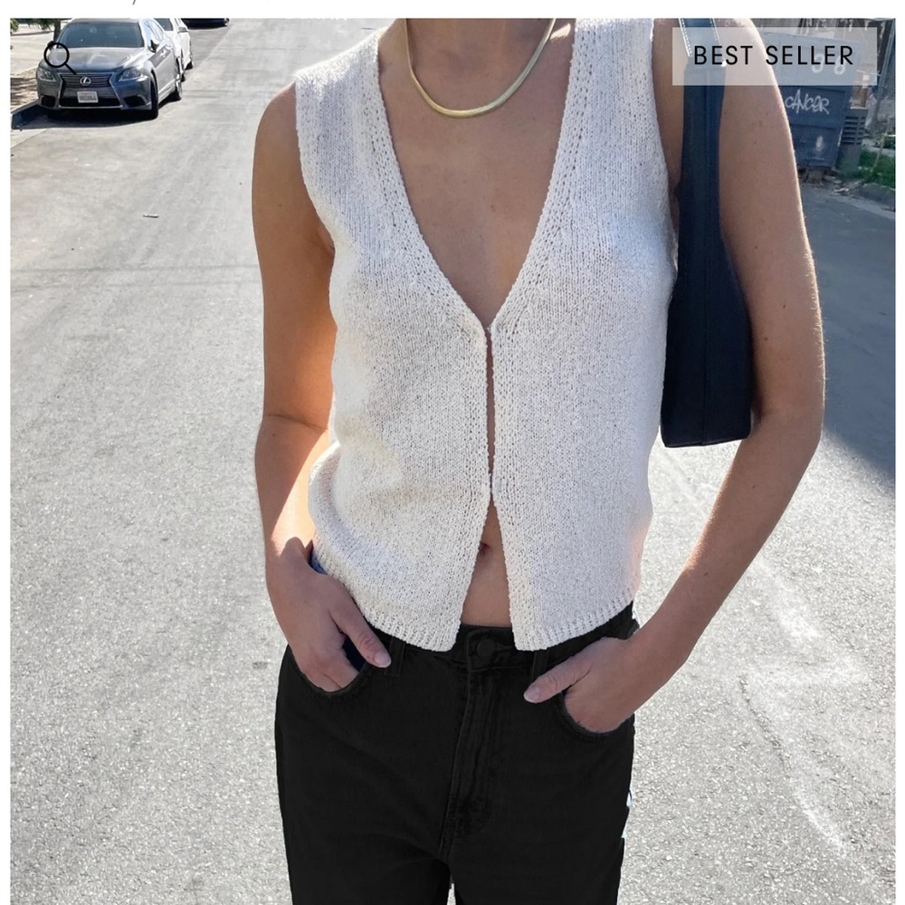 OAK + FORT Cream Sleeveless Knit Top